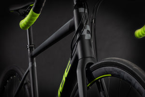 Bicicleta Cube Attain pro Black N' Flashyellow talla 53 2021