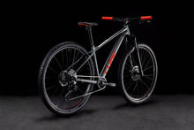 Cargar imagen en el visor de la galería, Bicicleta Cube Analog Flashgrey N&#39; Red talla 20&quot; 29&quot; L 2022
