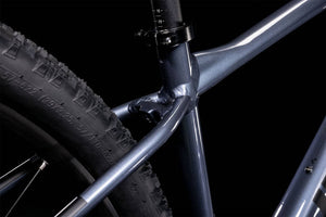 Bicicleta Cube Attention Indigoblack N' Black talla 18" 29" M 2022