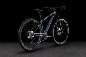 Bicicleta Cube Attention Indigoblack N' Black talla 18" 29" M 2022