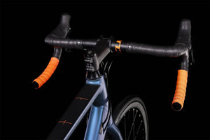 Bicicleta Cube Attain Atlanticblue N' Orange talla 53 2022